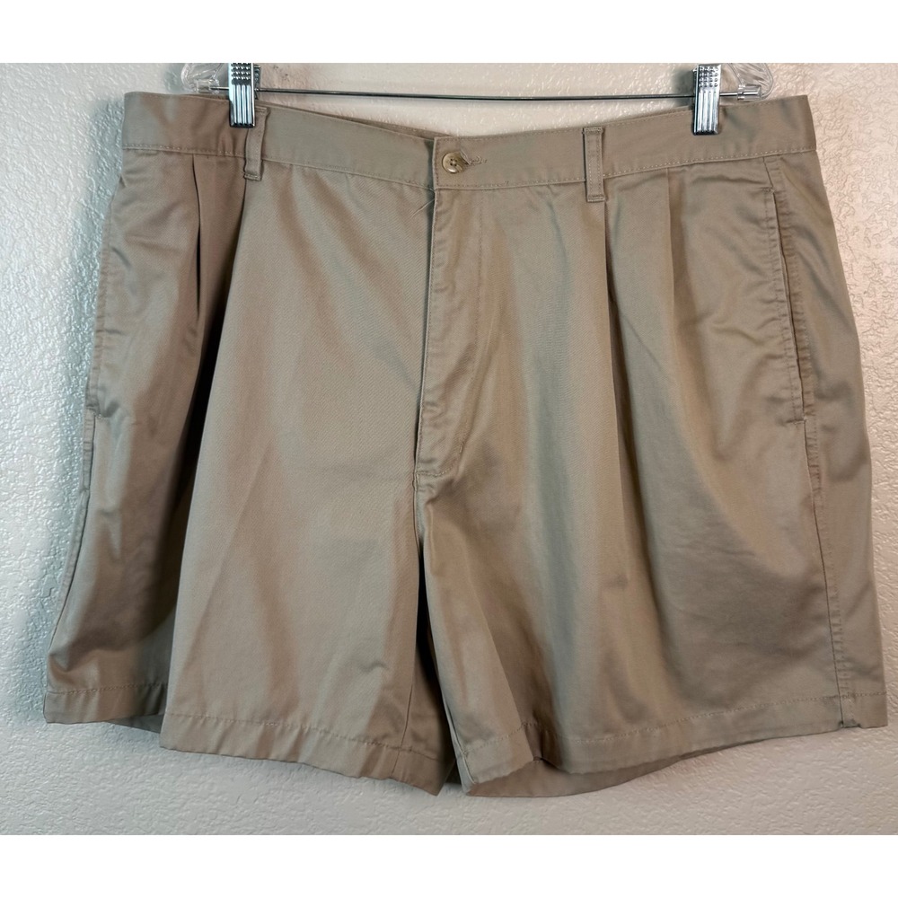 Club Room Mens 42 Pleated Chino Shorts Tan Khaki Cotton Classic Fit Casual